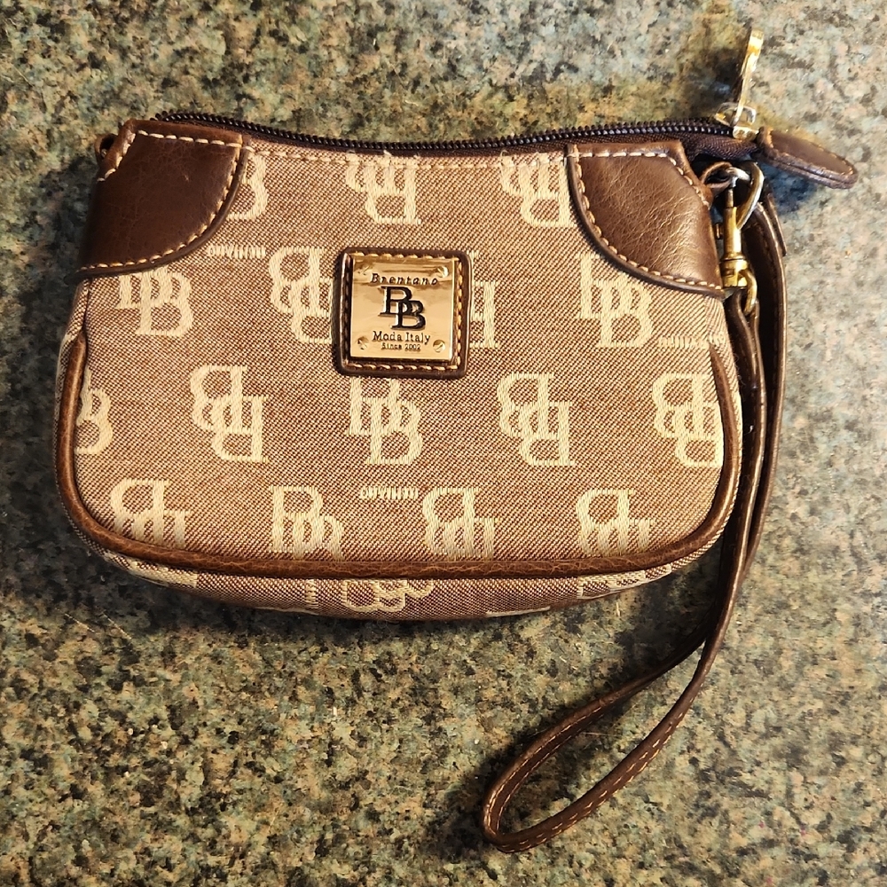 Brentano Wristlet - Picture 2 of 5